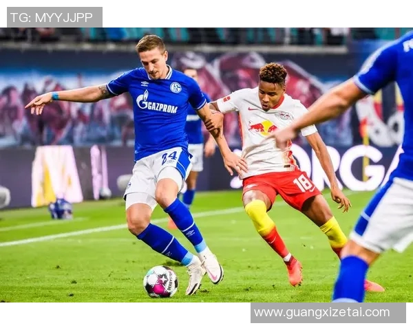 沙尔克04与主帅提尔续约至2023年，稳定球队建设